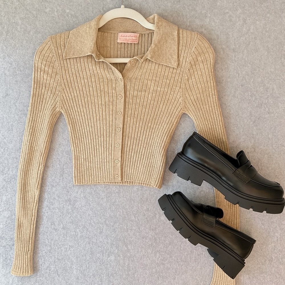 Urban Outfitters Cropped Ribbed Knit Collared Sweater Tan Y2k Button Down M #HH